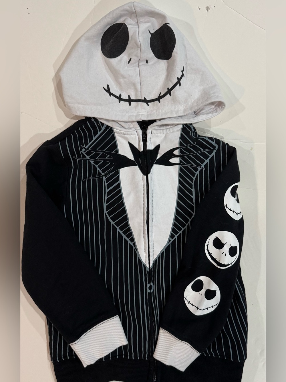 Disney Nightmare Before Christmas Jack Skellington Hoodie S 6/7 - Picture 1 of 6
